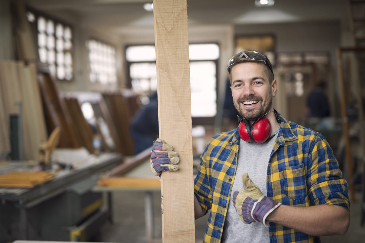 woodworker-carpenter-carpentry-craftsmen-craftsmanship-professional-1708882-pxhere.com